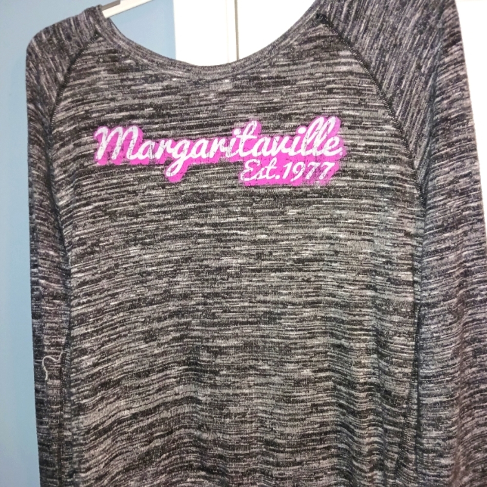 Cute Margaritville top. Size XL